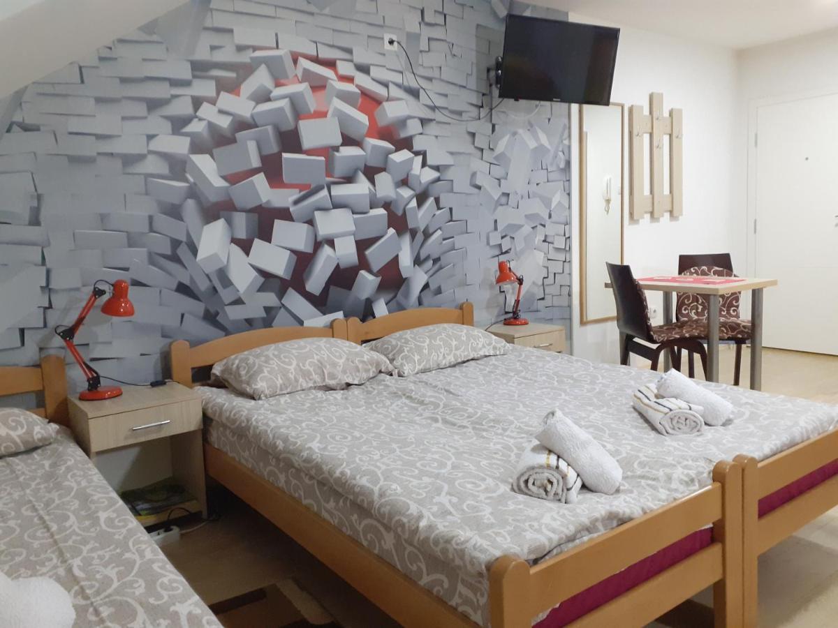 Nadja Apartment Novi Sad Bagian luar foto