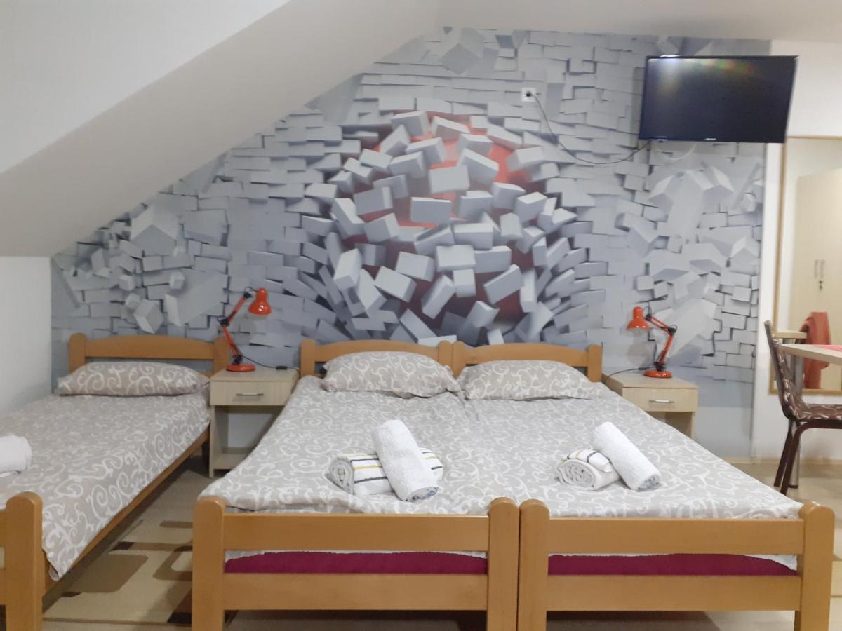 Nadja Apartment Novi Sad Bagian luar foto