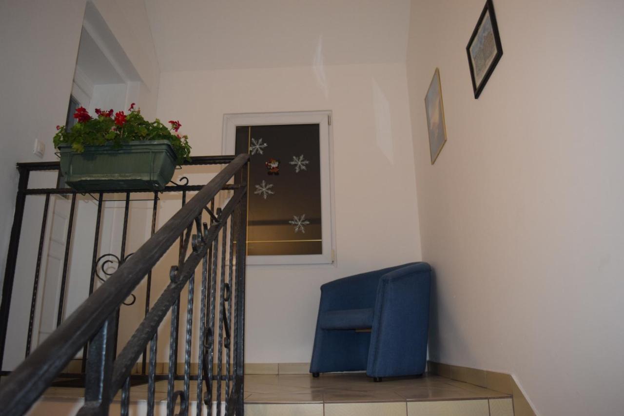 Nadja Apartment Novi Sad Bagian luar foto